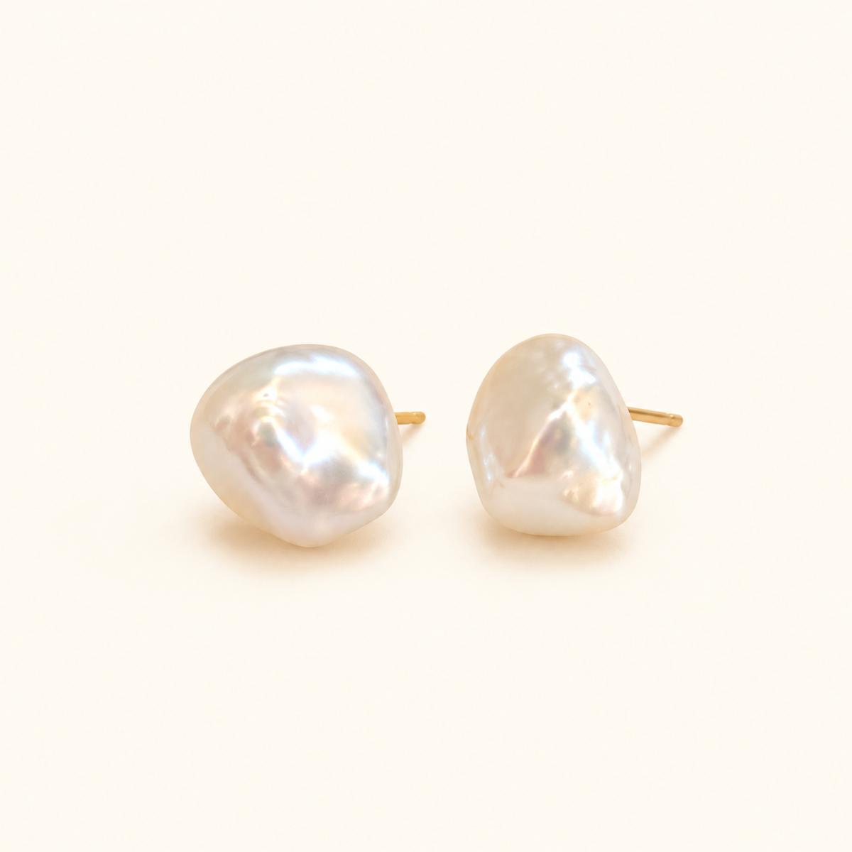 Perla Studs